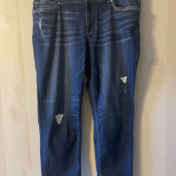 White House Black Market slim crop jeans distressed,‎ size 14 - Picture 6 of 13